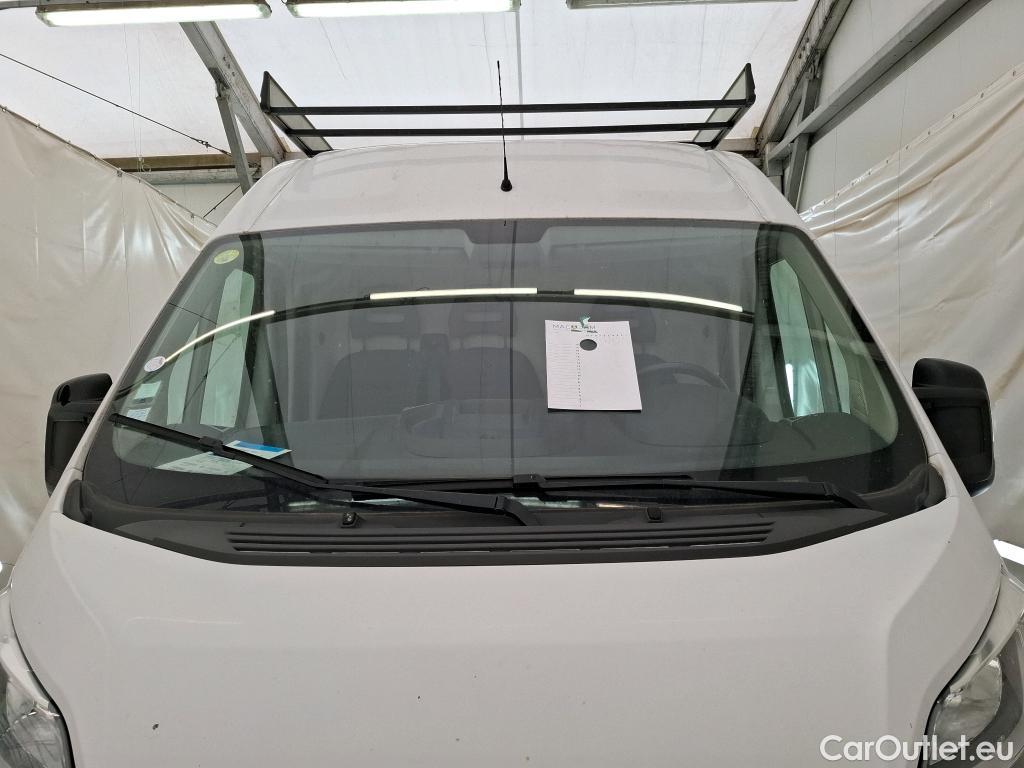  Fiat  Ducato FIAT  / 2014 / 4P / Fourgon tôlé 3.3 M H2 2.3 Multijet 130 Pack Pro Nav #64