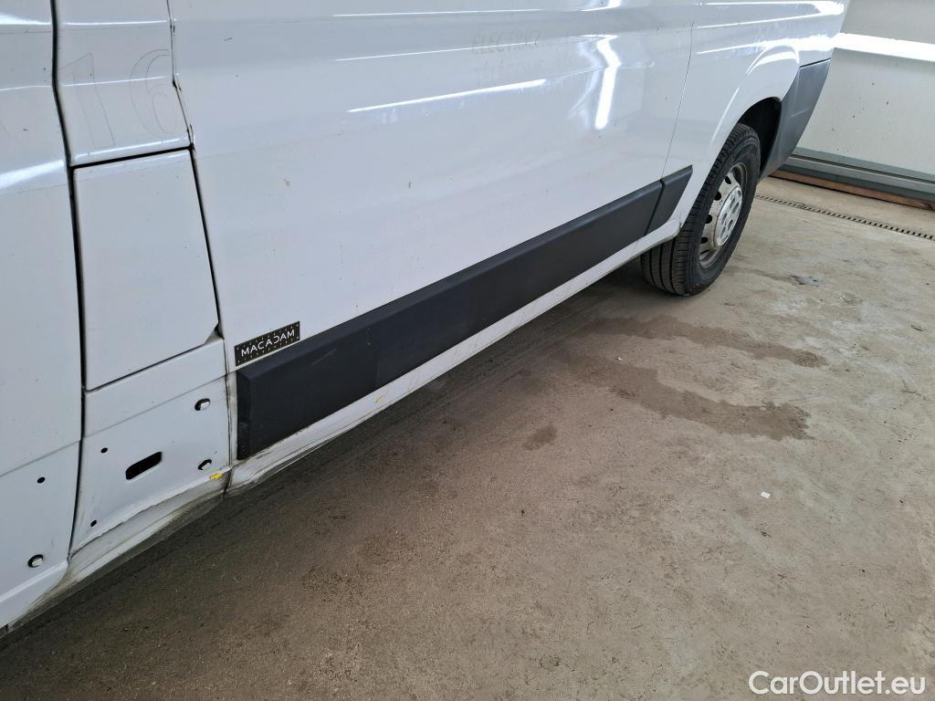  Fiat  Ducato FIAT  / 2014 / 4P / Fourgon tôlé 3.3 M H2 2.3 Multijet 130 Pack Pro Nav #3