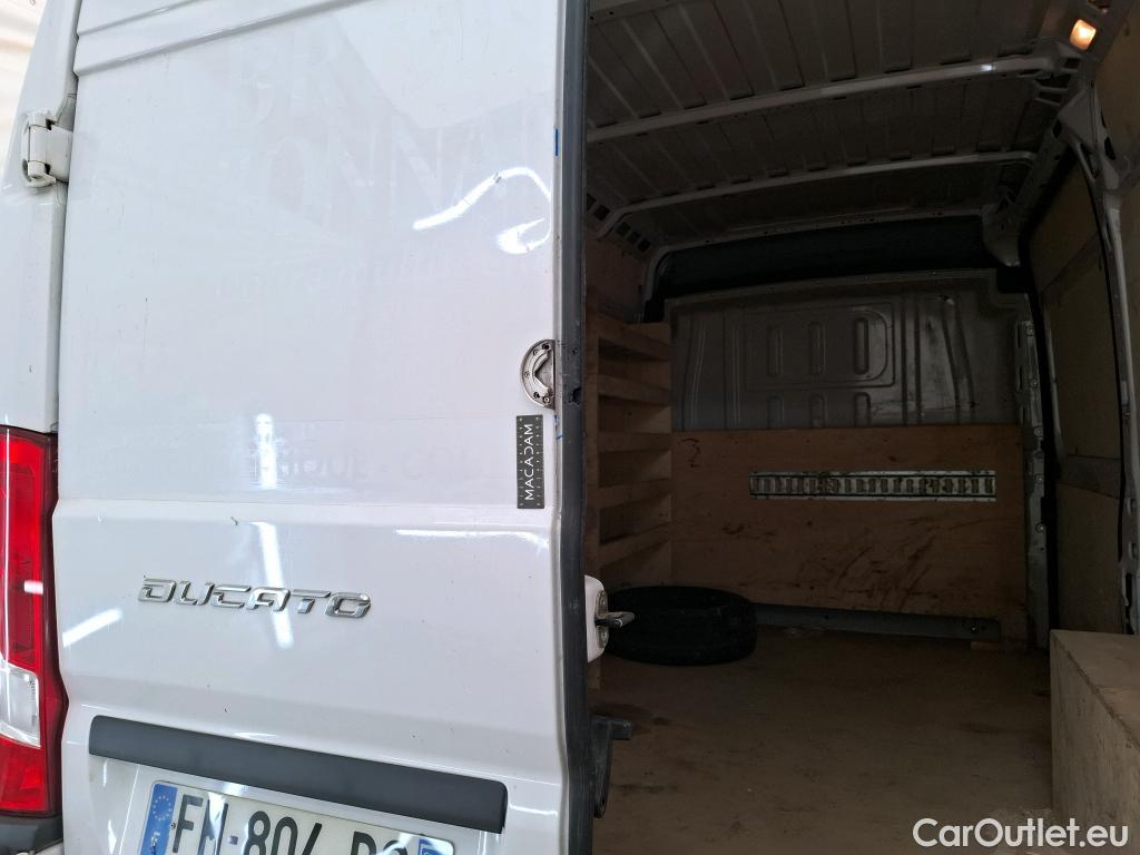  Fiat  Ducato FIAT  / 2014 / 4P / Fourgon tôlé 3.3 M H2 2.3 Multijet 130 Pack Pro Nav #53