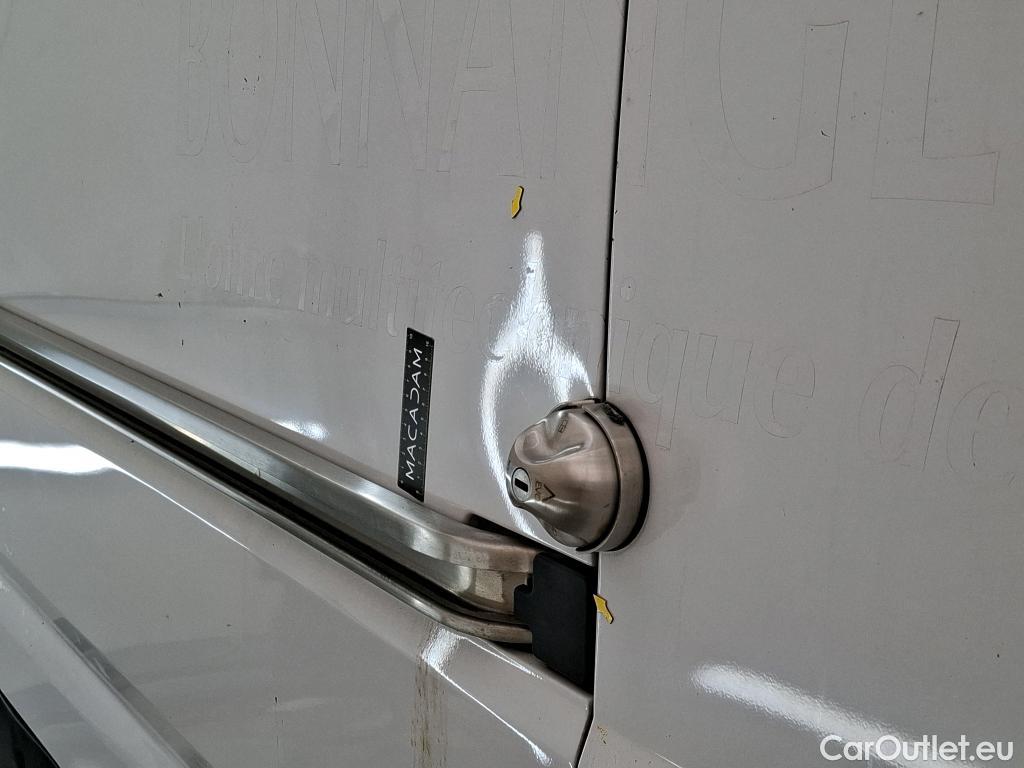  Fiat  Ducato FIAT  / 2014 / 4P / Fourgon tôlé 3.3 M H2 2.3 Multijet 130 Pack Pro Nav #6