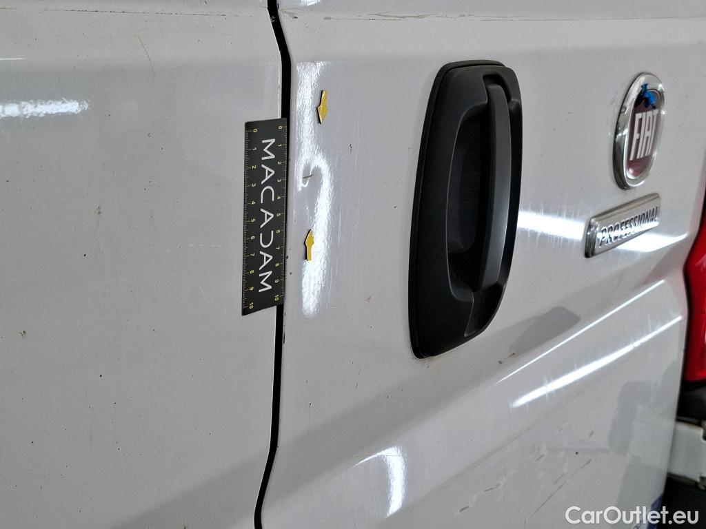  Fiat  Ducato FIAT  / 2014 / 4P / Fourgon tôlé 3.3 M H2 2.3 Multijet 130 Pack Pro Nav #21