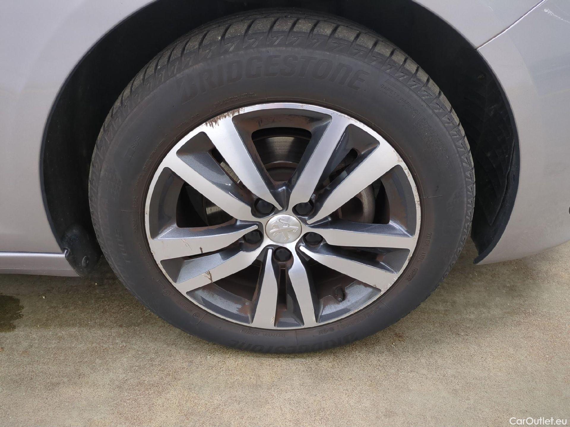  Peugeot  308  Allure Business 1.2 PureTech 130CV BVA8 E6d #11