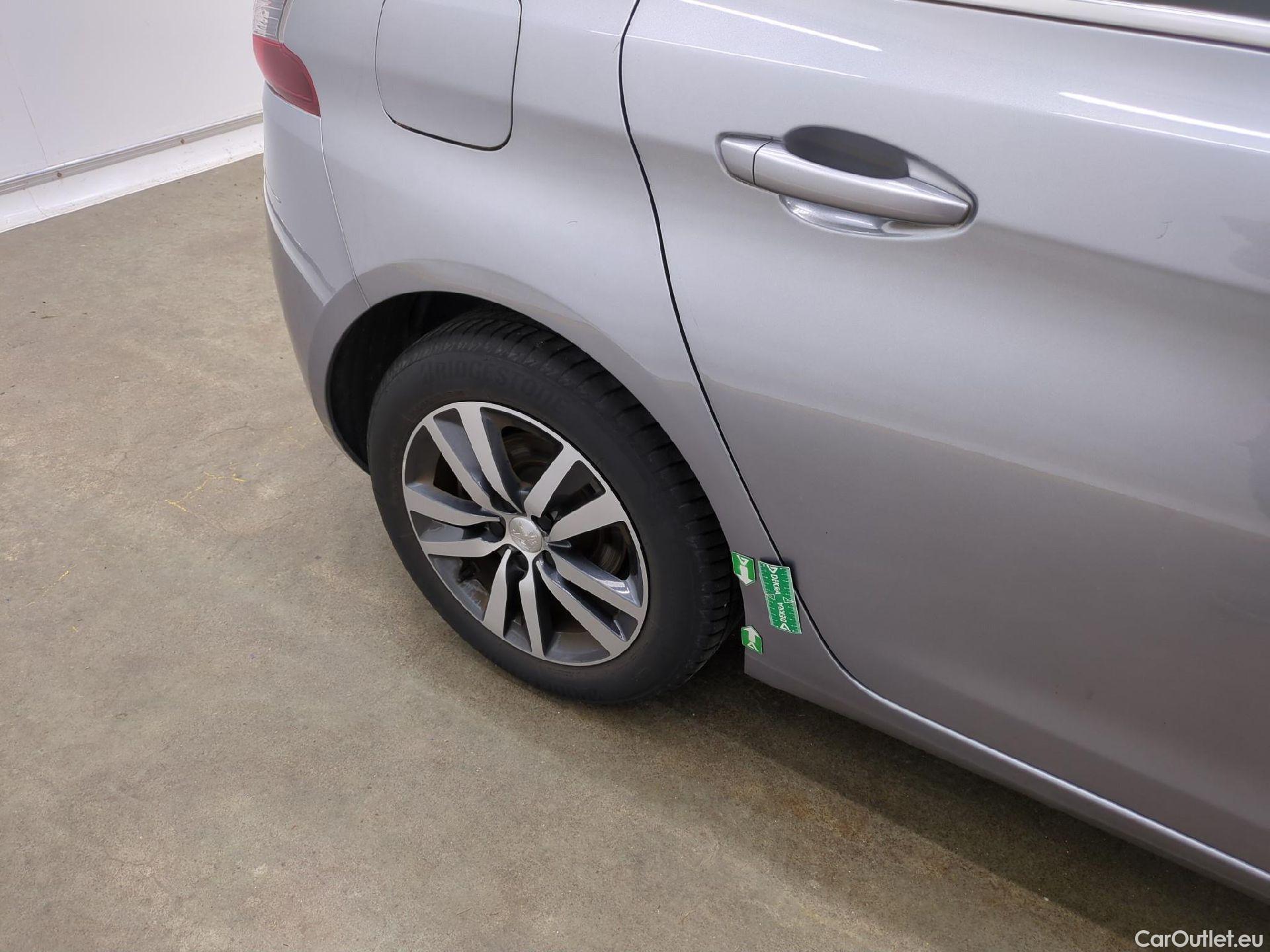  Peugeot  308  Allure Business 1.2 PureTech 130CV BVA8 E6d #32
