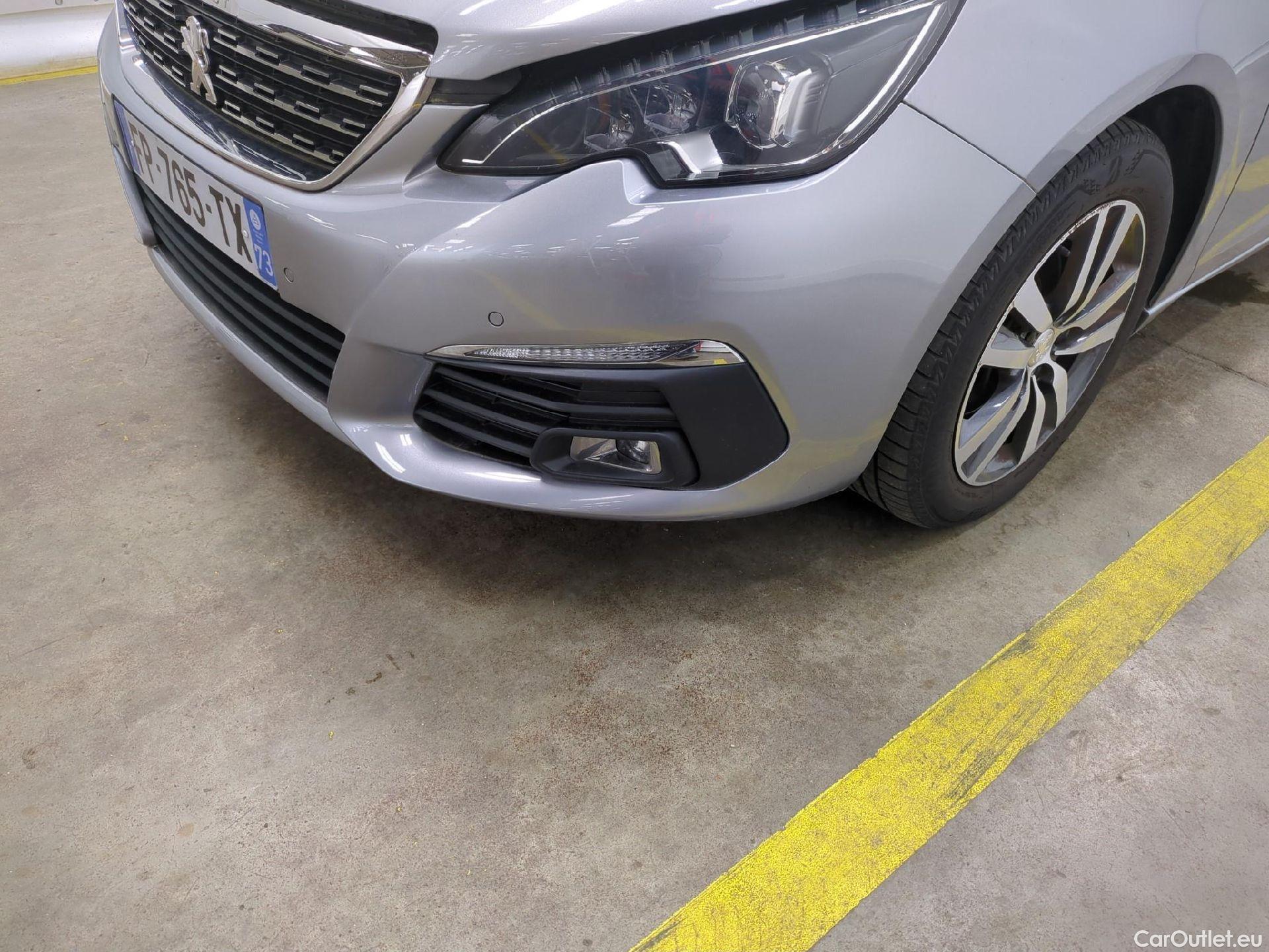  Peugeot  308  Allure Business 1.2 PureTech 130CV BVA8 E6d #18
