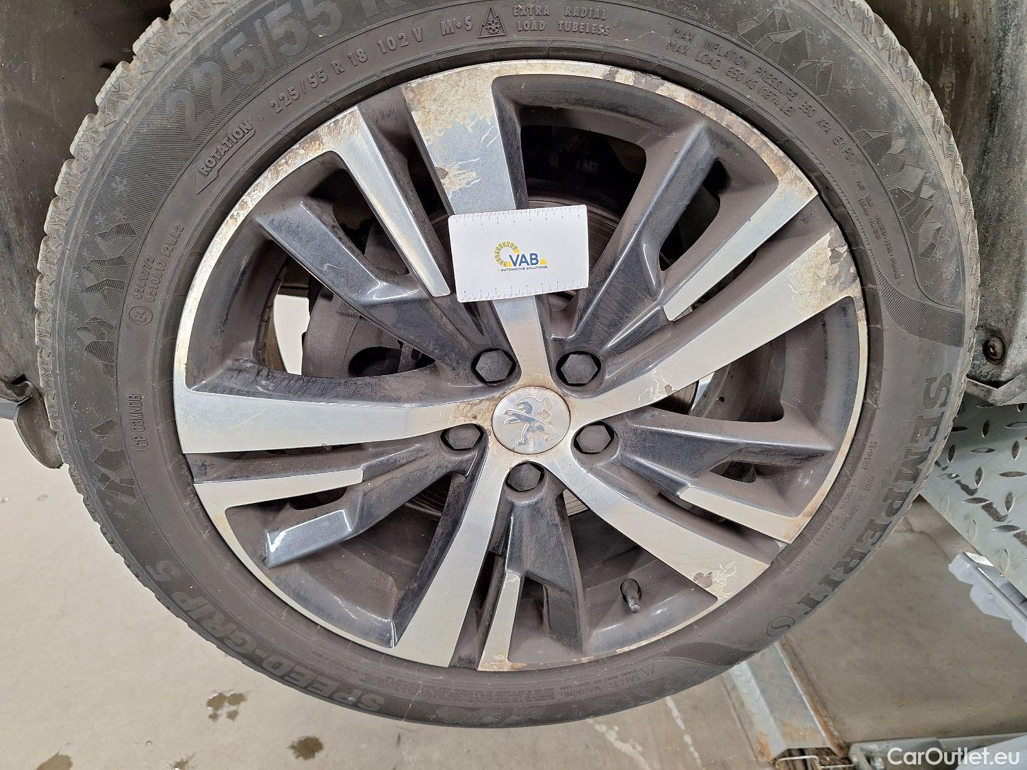  Peugeot  5008 Peugeot,  '16, Peugeot  1.5 BlueHDi 96kW S&S EAT8 Allure 5d 7pl #18