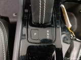  Volvo  XC 40 Volvo XC40 D4 AWD Geartronic R-Design 5d #32