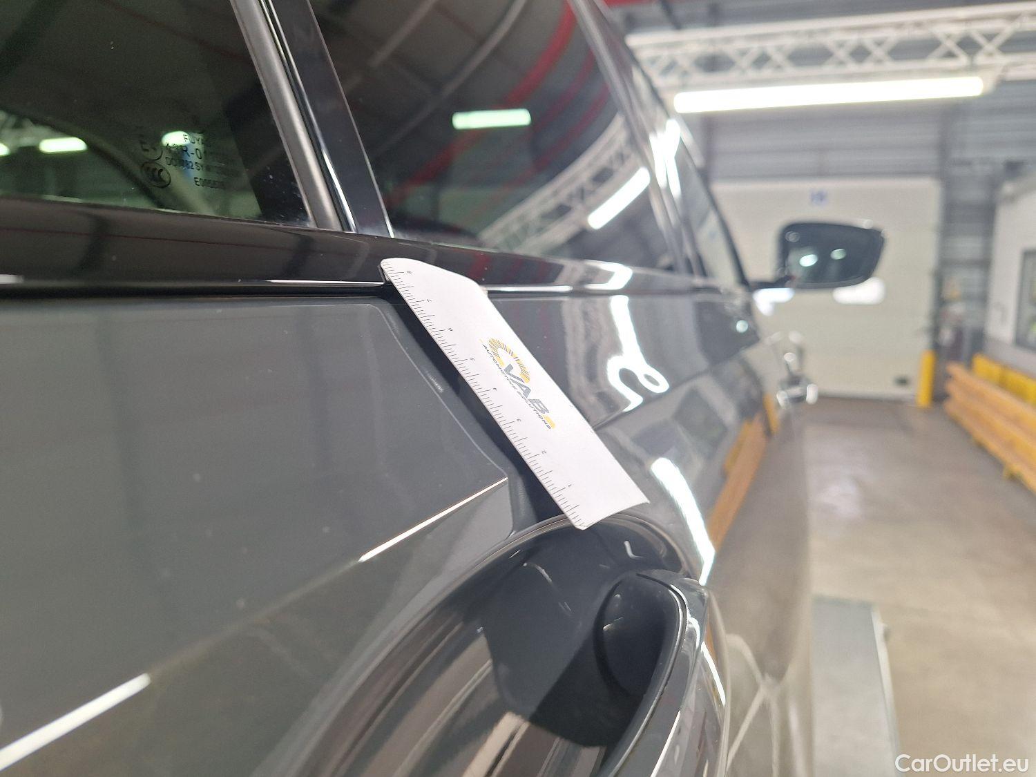  Bmw  Serie 3 BMW, 3-serie Touring '18, BMW 3 Reeks Touring 318dA (100 kW) 5d #6