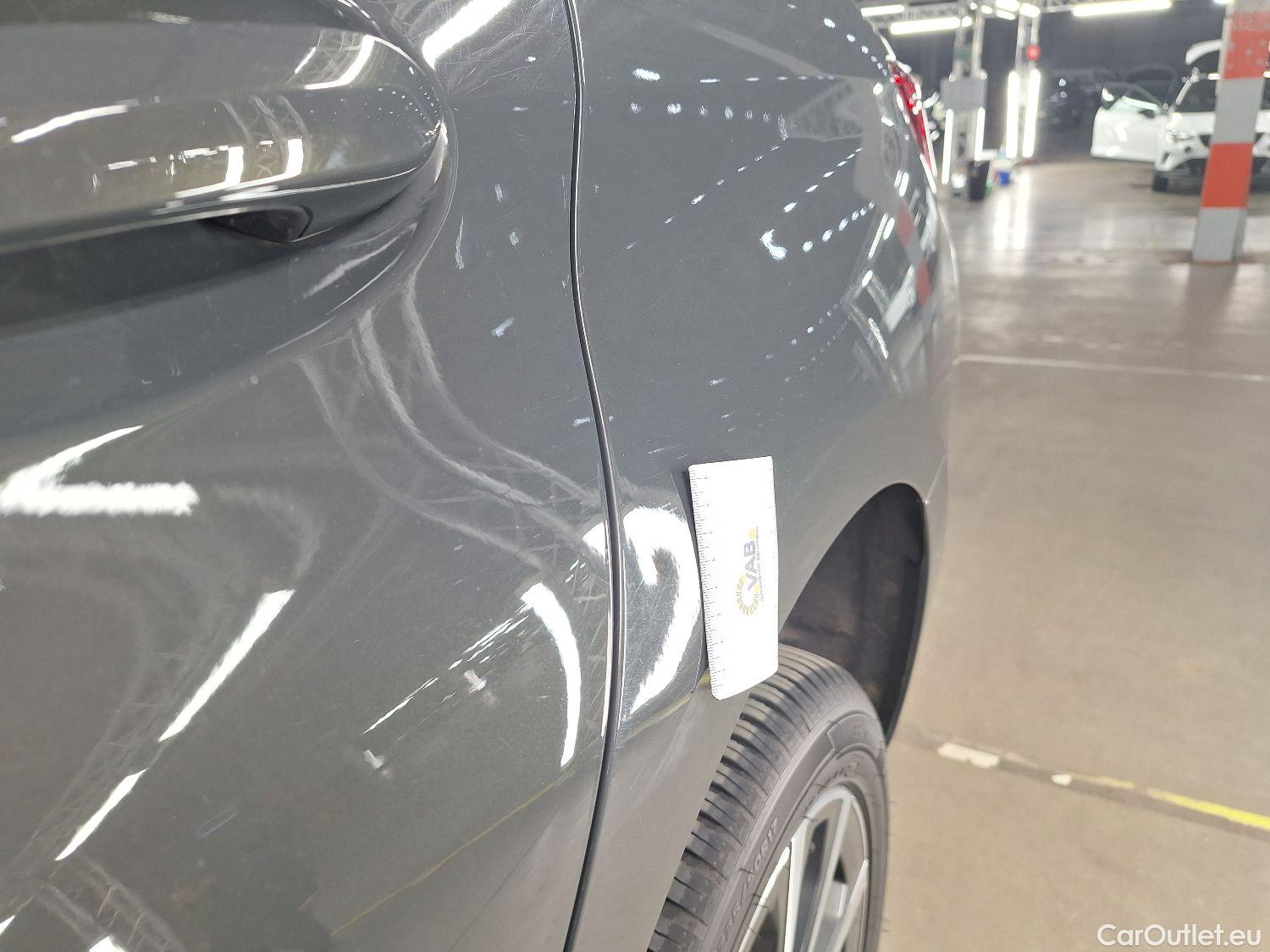  Bmw  Serie 3 BMW, 3-serie Touring '18, BMW 3 Reeks Touring 318dA (100 kW) 5d #13