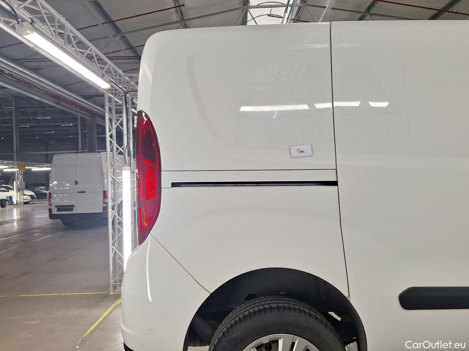  Fiat  Doblo Fiat, _ Cargo '15, Fiat  Cargo 1.6 Multijet 105 SX SWB 4d #13
