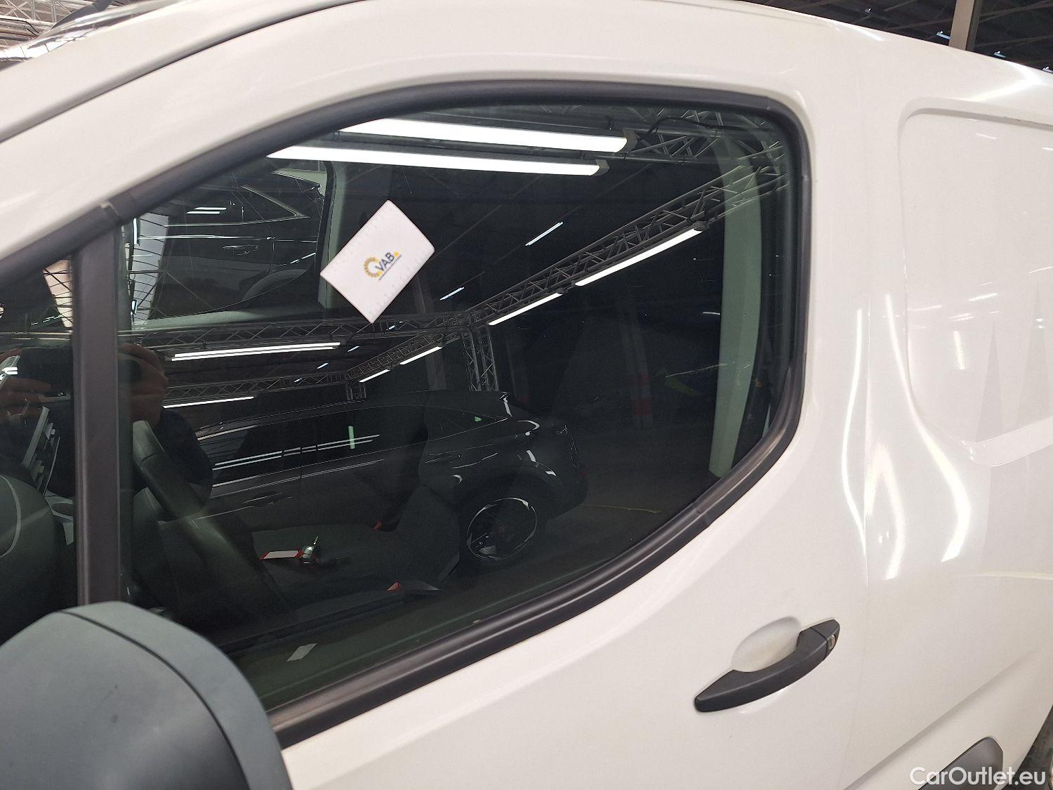  Peugeot  Partner Peugeot, _ '18, Peugeot  1.5 BHDi L1 Light 75kW s/s Premium #22