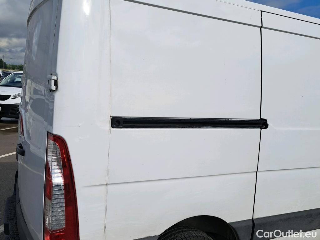  Nissan  NV400 NISSAN  / 2011 / 4P / furgón L1H1 3,5T 2.3dCi EU6 107kW FWD COMFORT #48