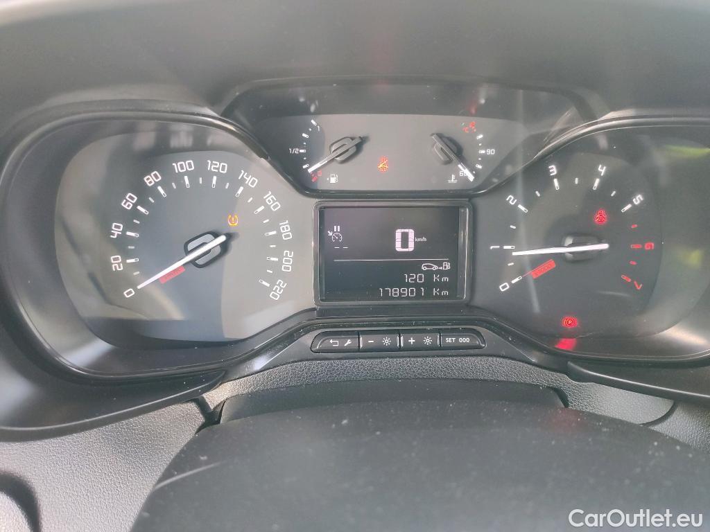  Citroen  Berlingo CITROEN  / 2018 / 4P / furgón derivado de turismo Talla XL BlueHDi 100 CLUB #28