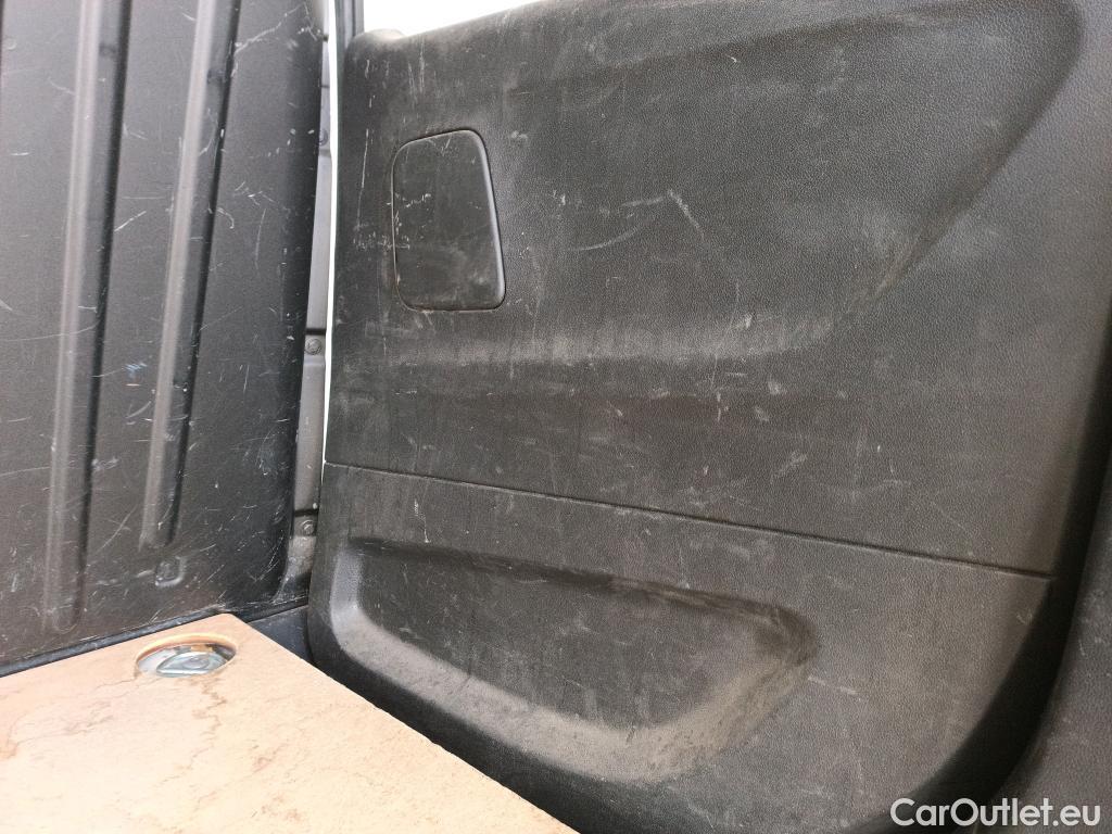  Citroen  Berlingo CITROEN  / 2018 / 3P / furgón derivado de turismo Talla M BlueHDi 73kW CONTROL #33