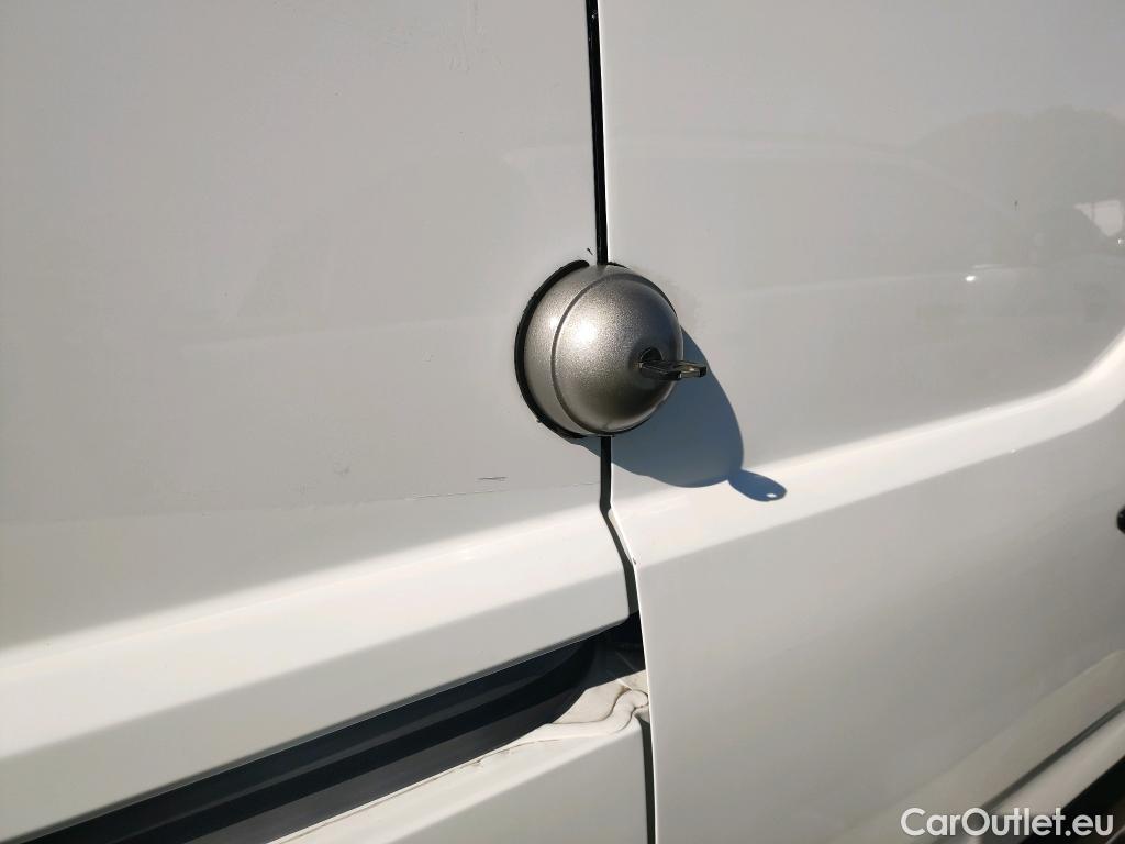  Citroen  Berlingo CITROEN  / 2018 / 4P / furgón derivado de turismo Talla XL BlueHDi 100 CLUB #36