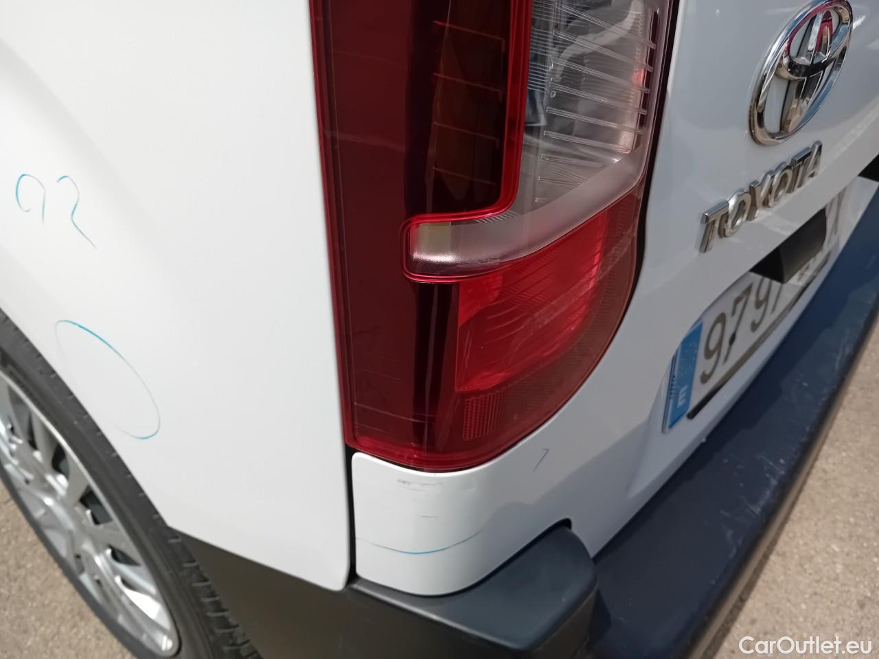  Toyota  Proace TOYOTA  City / 2020 / 4P / combi 1.5D 75kW (100CV) GX L1 #24