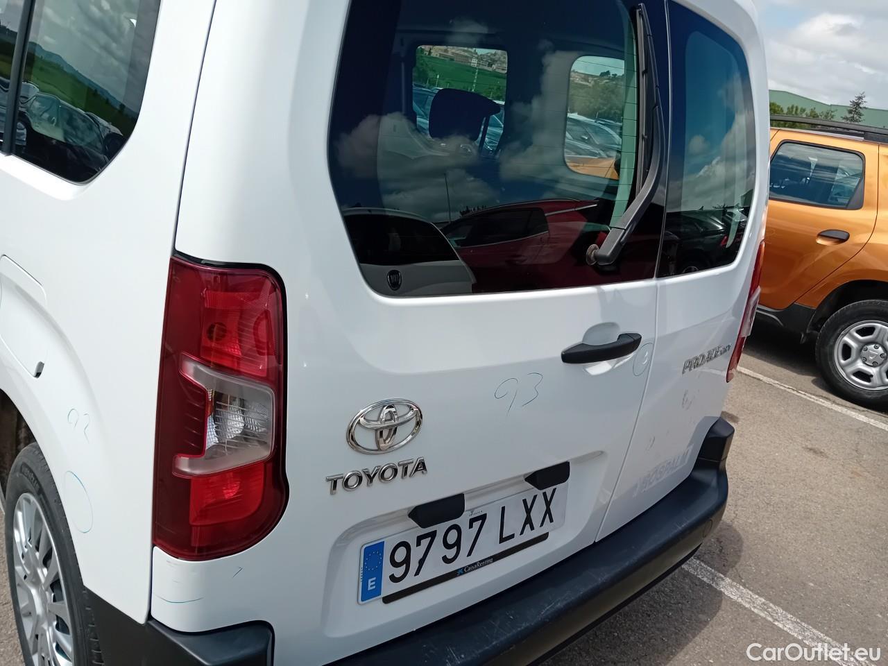  Toyota  Proace TOYOTA  City / 2020 / 4P / combi 1.5D 75kW (100CV) GX L1 #19