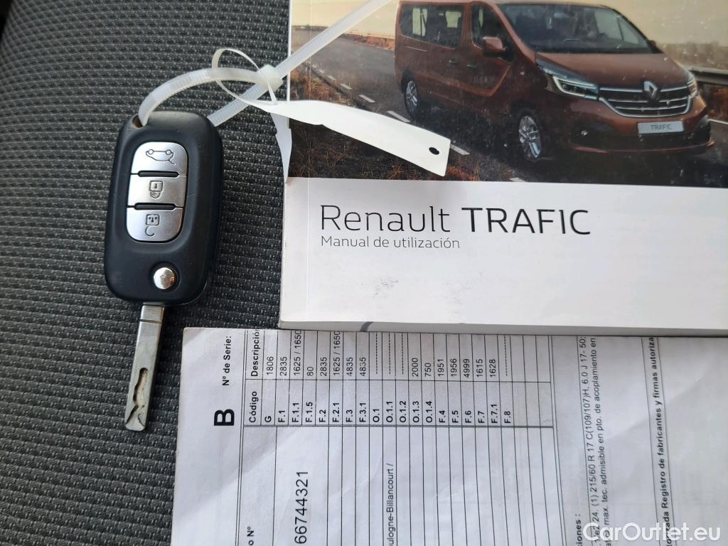  Renault  Trafic RENAULT  / 2019 / 4P / furgón Furgón 27 L1H1 Energy BluedCi 88 kW #2