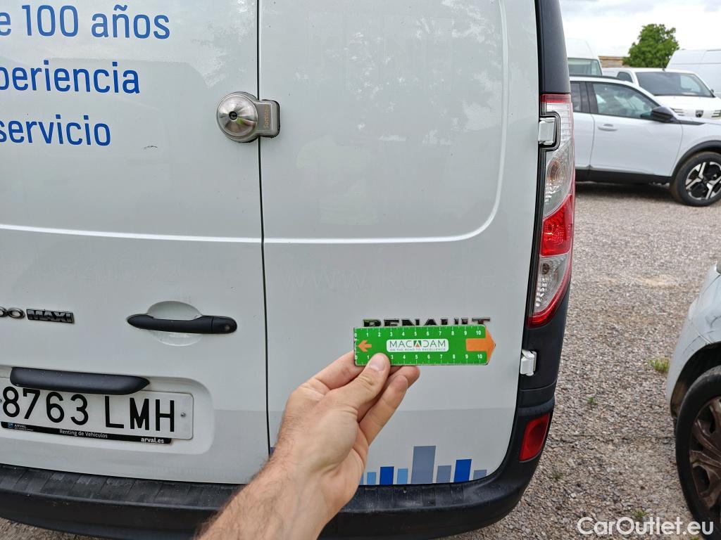  Renault  Kangoo RENAULT  Furgón/2013/4P/furgón derivado de turismo Maxi 2p Blue dCi 70 kW (95CV) #16