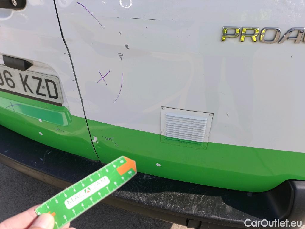  Toyota  Proace TOYOTA  / 2016 / 4P / furgón 2.0D 120CV BUSINESS 1PL 2PT L1 #31