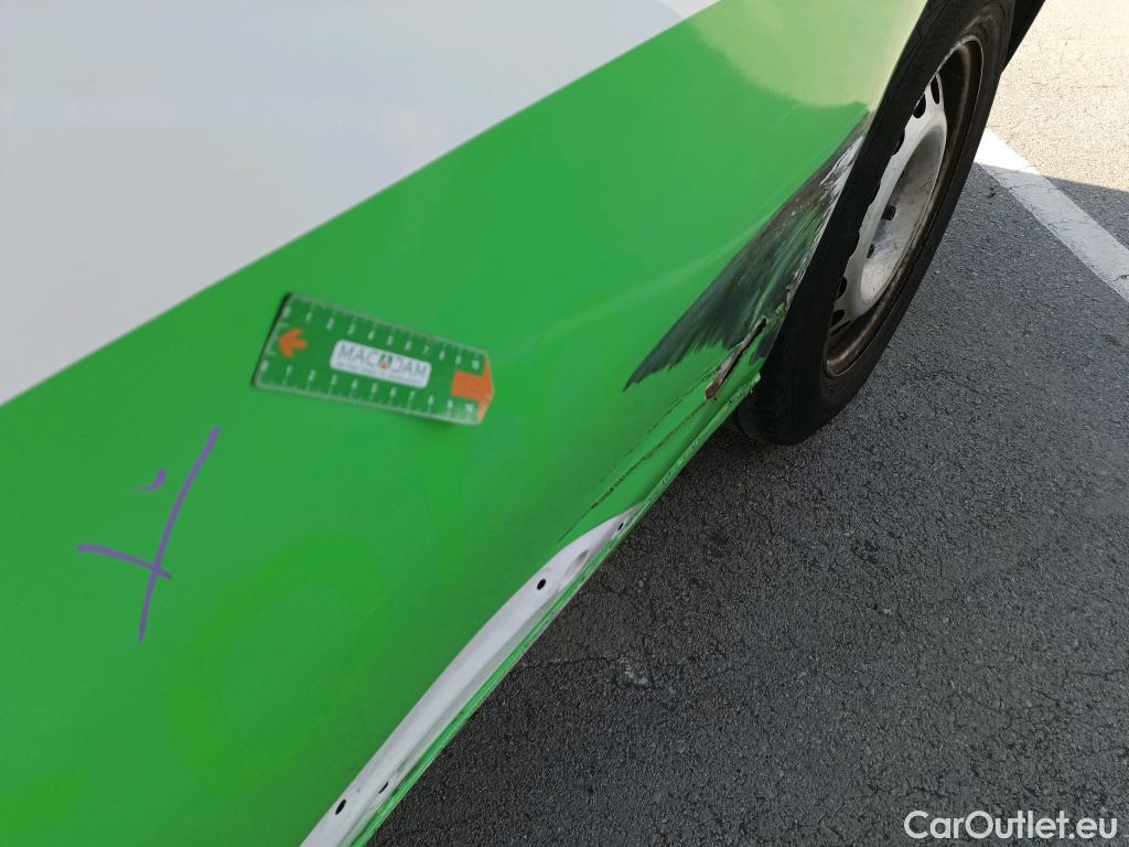  Toyota  Proace TOYOTA  / 2016 / 4P / furgón 2.0D 120CV BUSINESS 1PL 2PT L1 #6