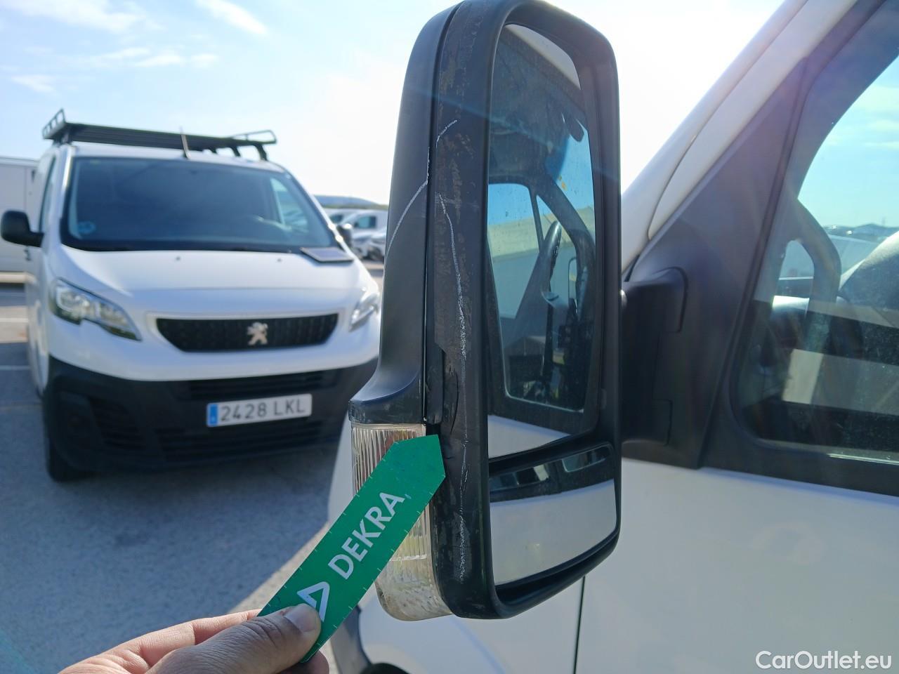  Volkswagen  Crafter  Camión Plataforma 50 Batalla Media 2.0 TDI 135CV MT6 E5 #40