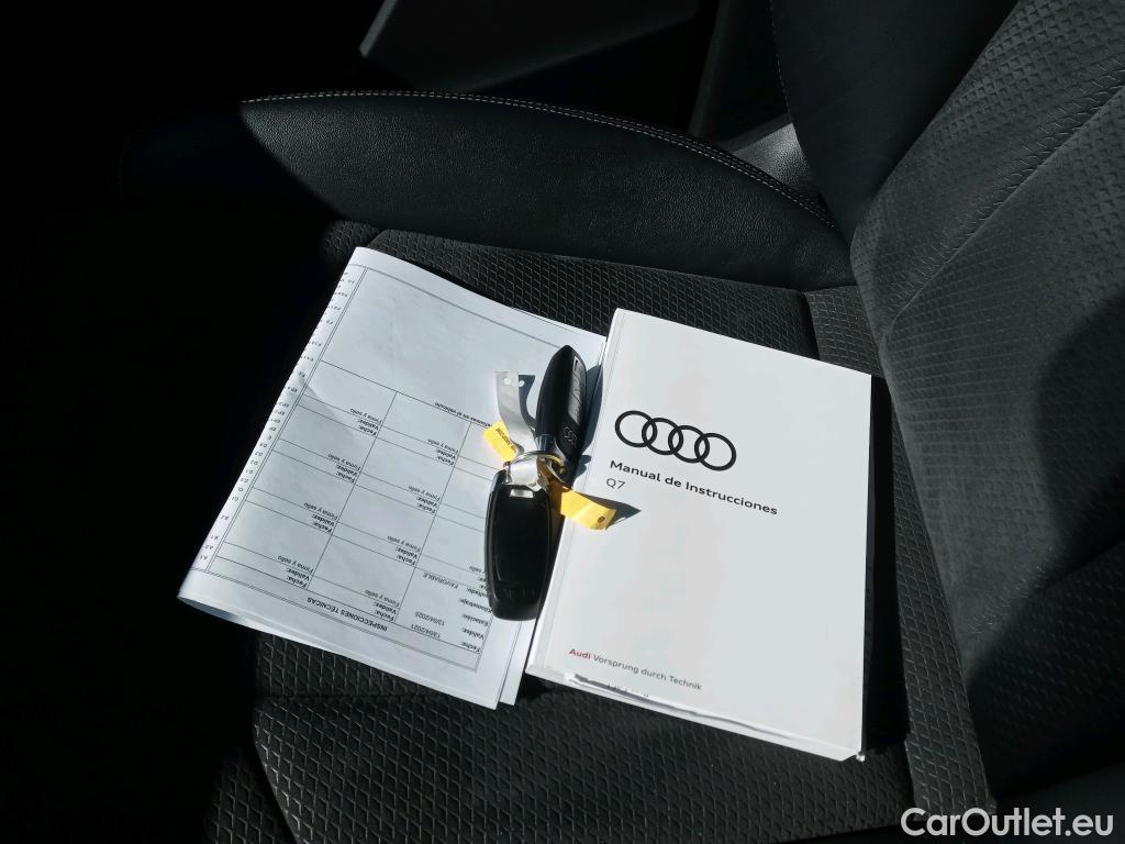  Audi  Q7  55 TFSI e quattro S line 3.0 TFSI 380CV AT8 E6d #13