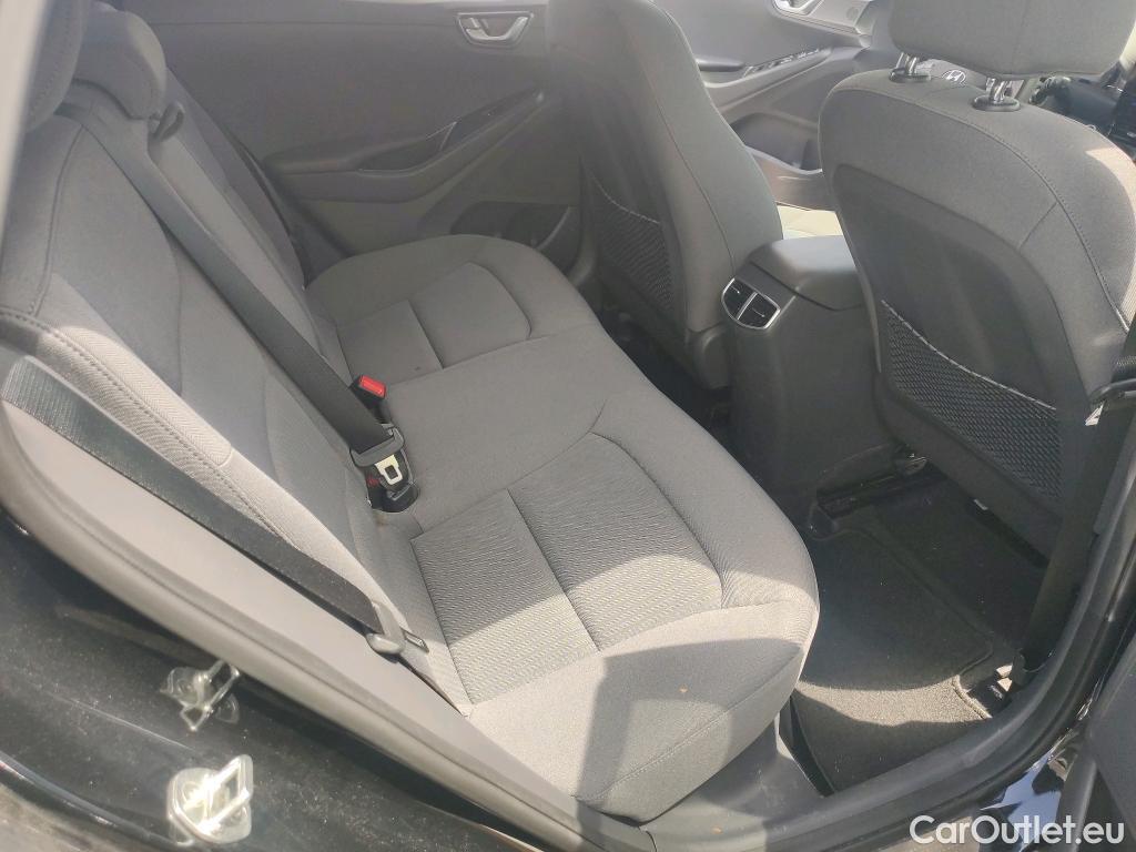  Hyundai   Ioniq HYUNDAI / 2019 / 5P / berlina con portón 1.6 GDI HEV Tecno DCT #11