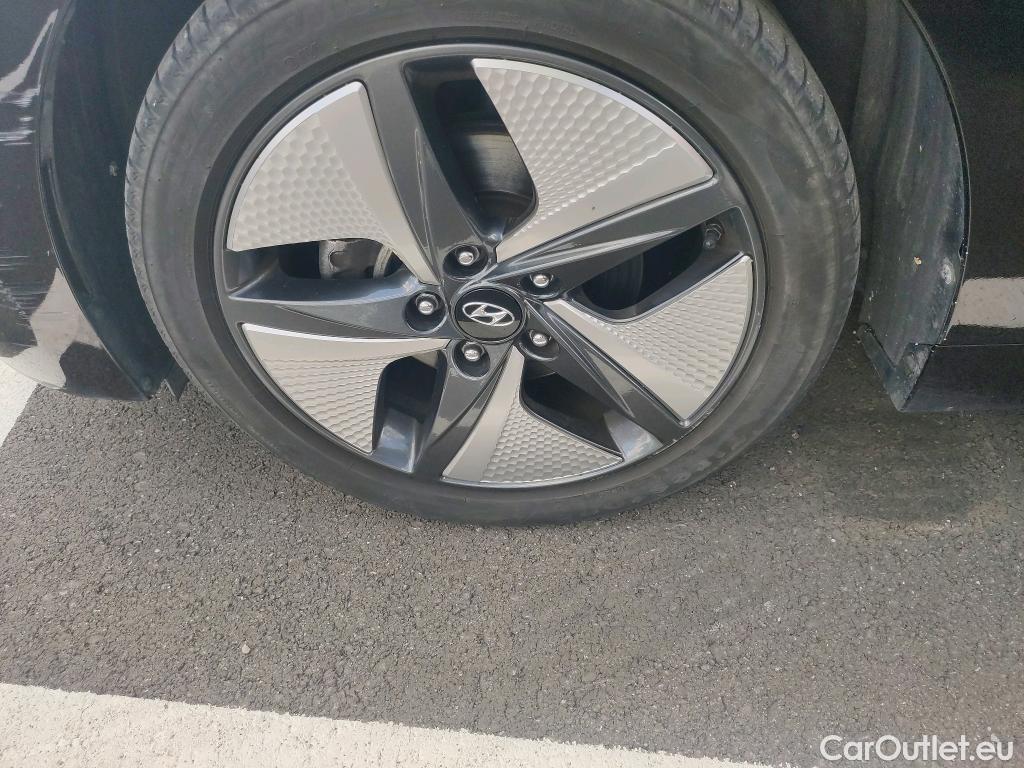  Hyundai   Ioniq HYUNDAI / 2019 / 5P / berlina con portón 1.6 GDI HEV Tecno DCT #14