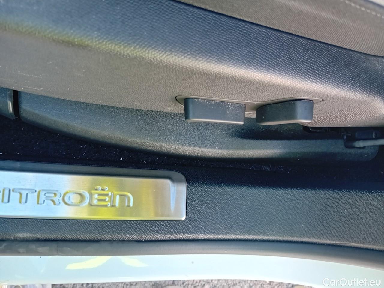  Citroen  C5  Aircross Shine Hybrid 1.6 225CV AT8 E6d #3
