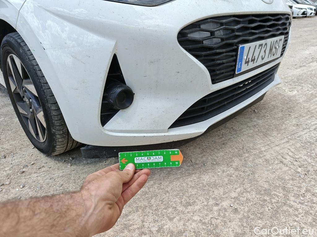  Hyundai  i10 HYUNDAI  / 2020 / 5P / berlina con portón 1.0 Klass #45