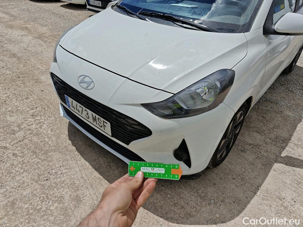  Hyundai  i10 HYUNDAI  / 2020 / 5P / berlina con portón 1.0 Klass #39
