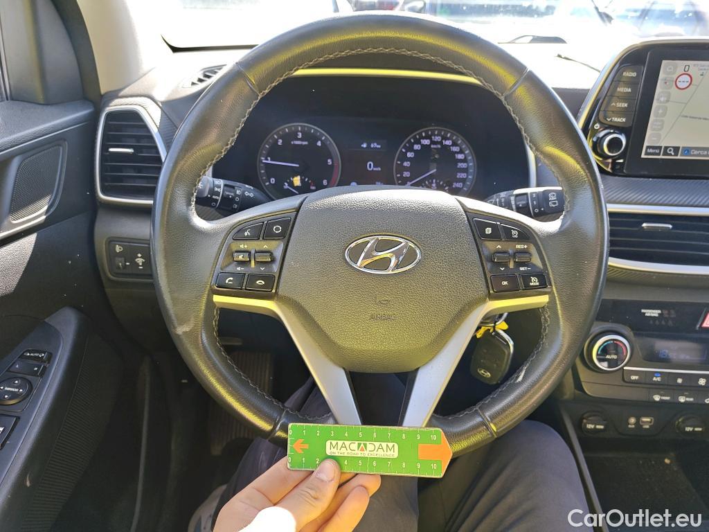  Hyundai  Tucson HYUNDAI  / 2018 / 5P / todoterreno  CRDI 1.6 116 CV 48V 4X2 SLE(SP)(SL) #39