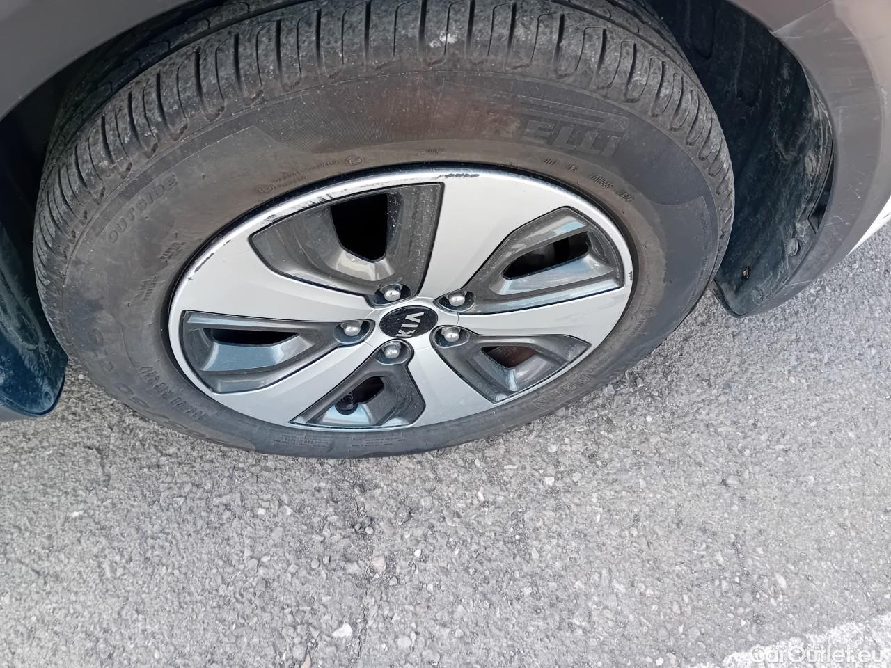  KIA  Niro  Drive 1.6 105CV AT6 E6dT #29