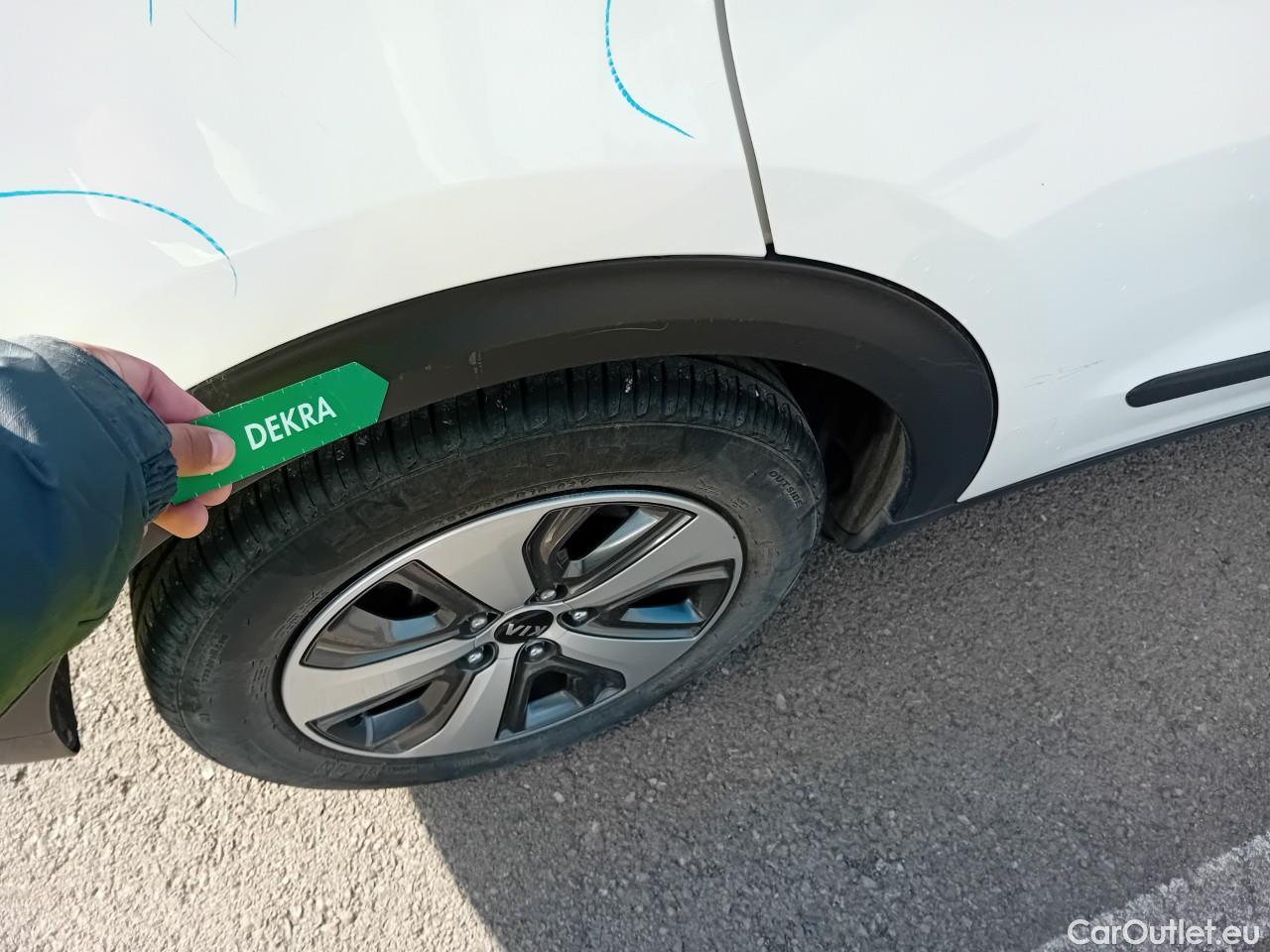  KIA  Niro  Drive 1.6 105CV AT6 E6dT #19
