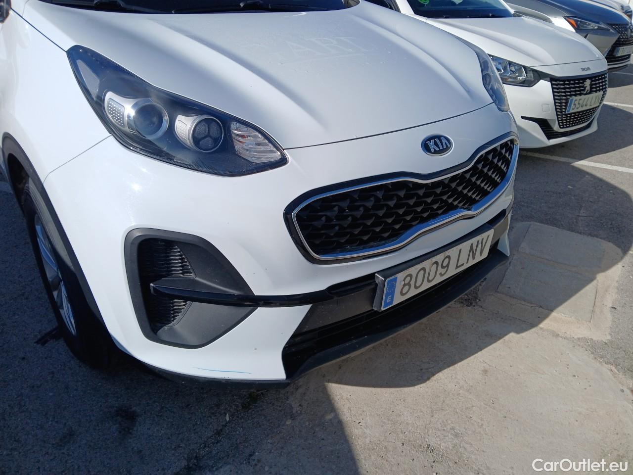  KIA  Sportage KIA  / 2018 / 5P / todoterreno 1.6 MHEV Concept 100kW (136CV) 4x2 #4