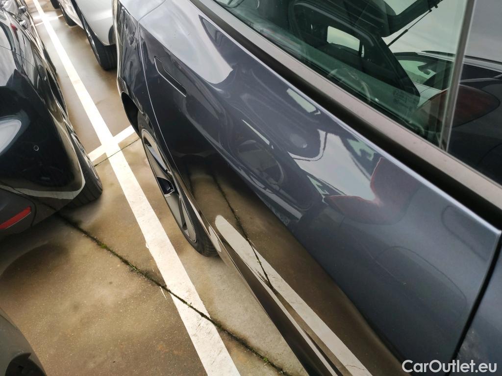  Tesla  Model 3 TESLA  / 2018 / 4P / sedán Gran Autonomía AWD #26