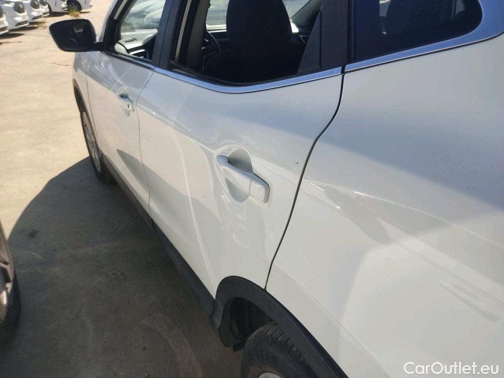  Nissan  Qashqai NISSAN  / 2017 / 5P / todoterreno dCi 85 kW (115 CV) ACENTA #23