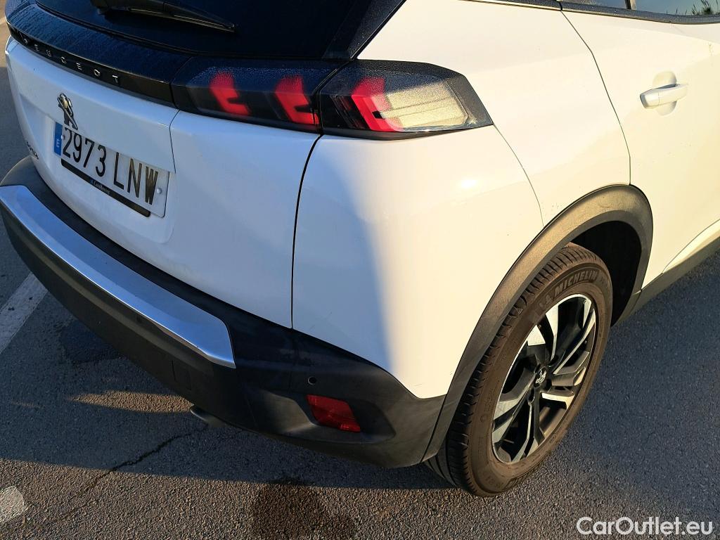 Peugeot  2008  Allure Pack 1.5 HDi 110CV MT6 E6d #15