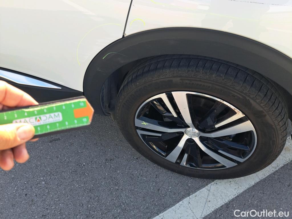  Peugeot  3008 PEUGEOT  / 2020 / 5P / todoterreno 1.2 PureTech 96KW S&S GT EAT8 #1