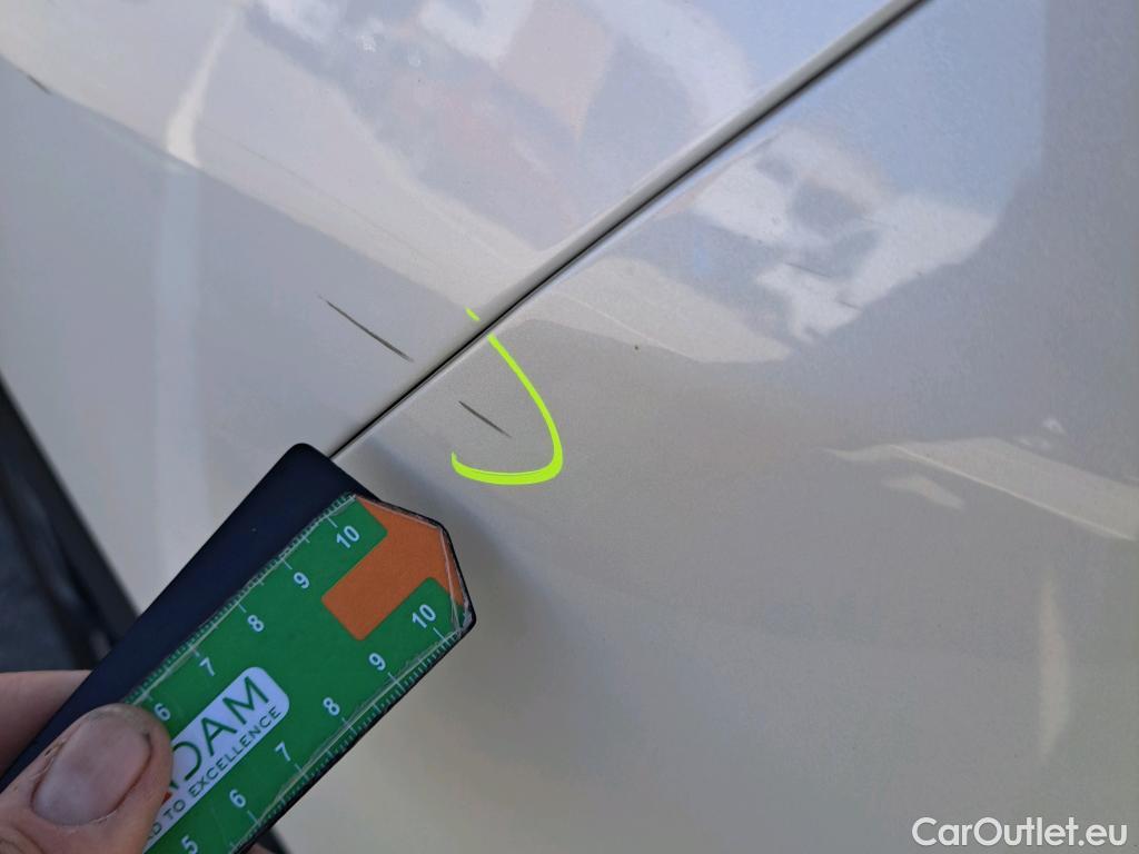  Peugeot  3008 PEUGEOT  / 2020 / 5P / todoterreno 1.2 PureTech 96KW S&S GT EAT8 #41