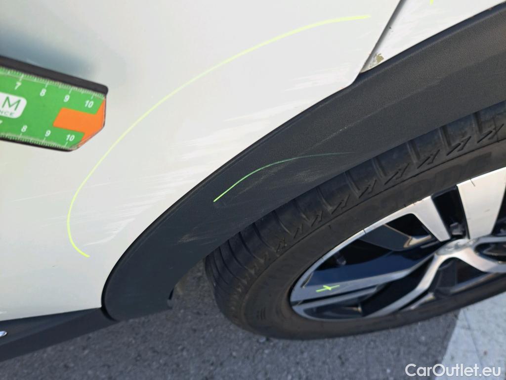  Peugeot  3008 PEUGEOT  / 2020 / 5P / todoterreno 1.2 PureTech 96KW S&S GT EAT8 #7