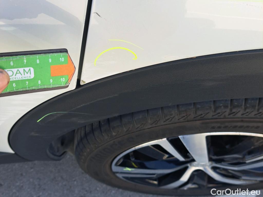  Peugeot  3008 PEUGEOT  / 2020 / 5P / todoterreno 1.2 PureTech 96KW S&S GT EAT8 #4
