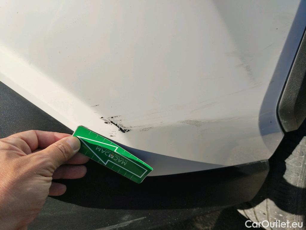  Toyota  RAV4 TOYOTA  / 2018 / 5P / todoterreno 2.5l 220H Advance #26