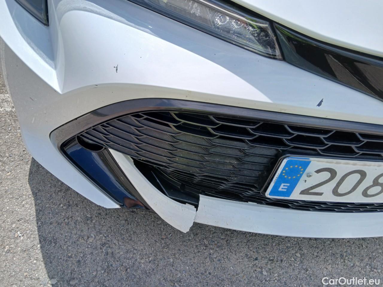  Toyota  Corolla TOYOTA  / 2019 / 5P / familiar 1.8 125H ACTIVE TECH E-CVT TOU SPORT #11