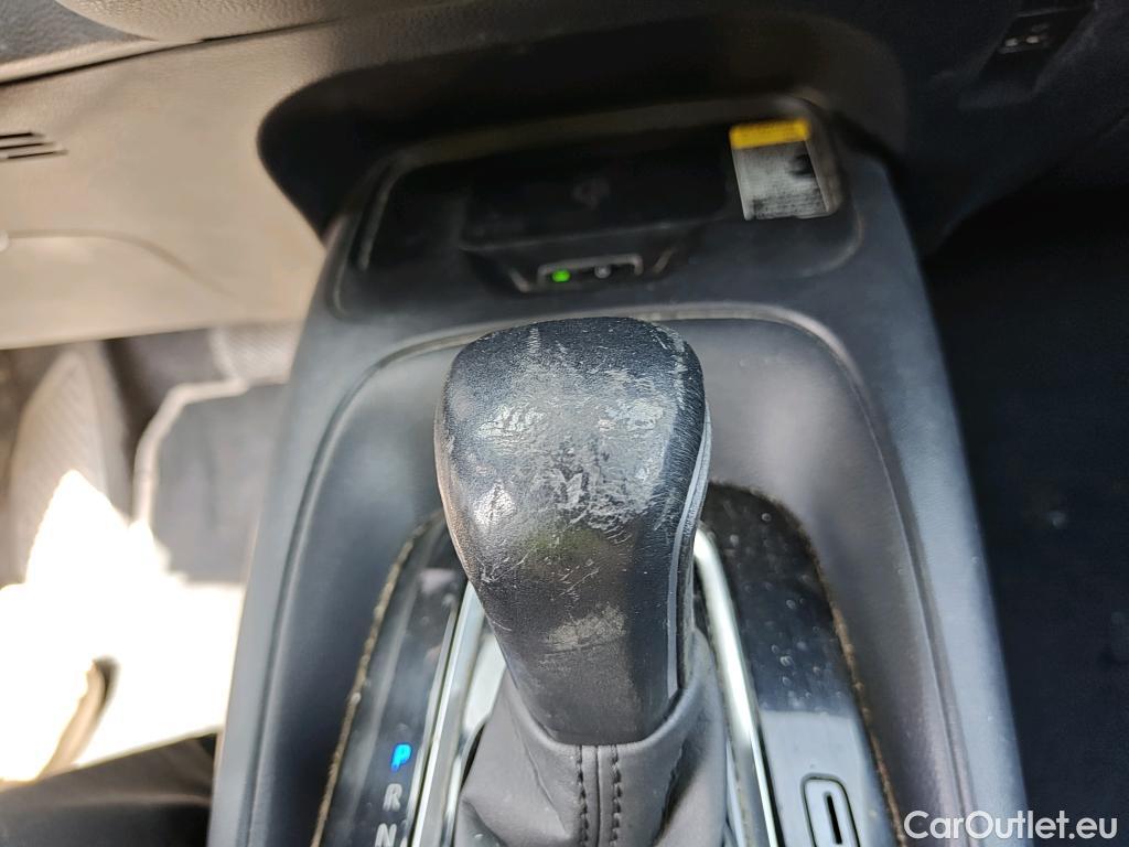  Toyota  Corolla TOYOTA  / 2019 / 5P / familiar 1.8 125H ACTIVE TECH E-CVT TOU SPORT (AC) #48