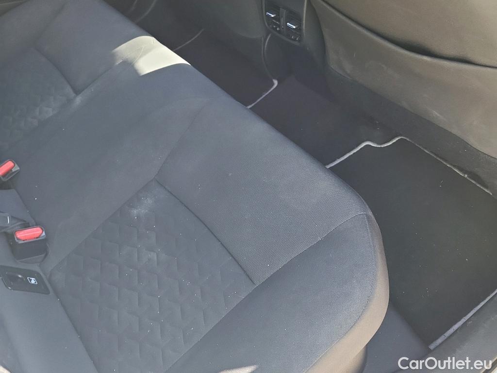  Toyota  Corolla TOYOTA  / 2019 / 5P / familiar 1.8 125H ACTIVE TECH E-CVT TOU SPORT #4