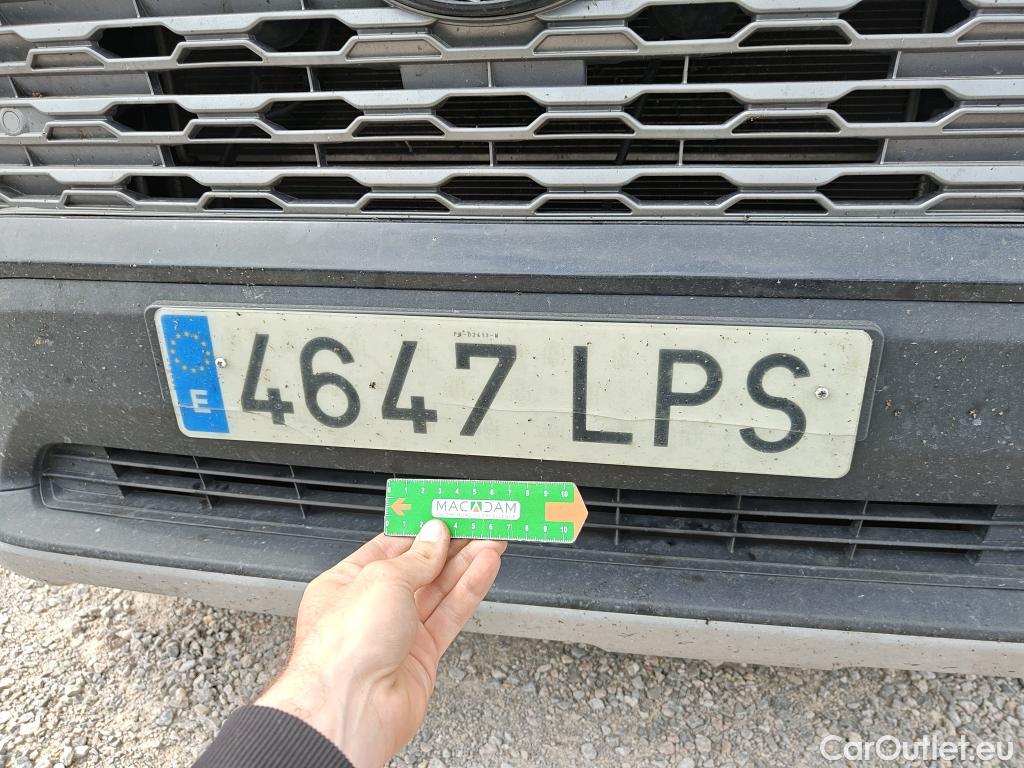  Toyota  RAV4 TOYOTA  / 2018 / 5P / todoterreno 2.5l 220H Advance #48
