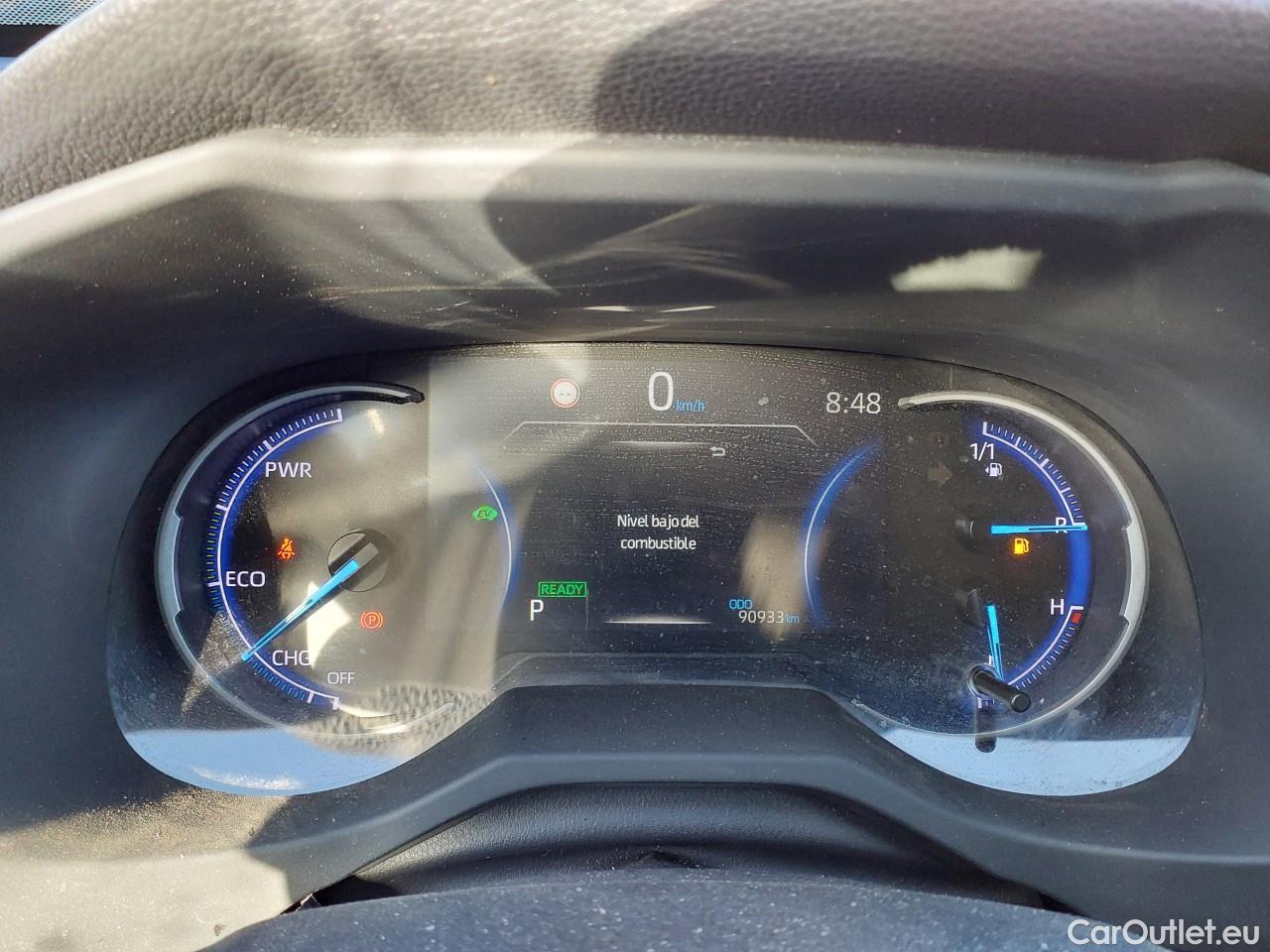 Toyota  RAV4 TOYOTA  / 2018 / 5P / todoterreno 2.5l 220H Advance 4WD #1