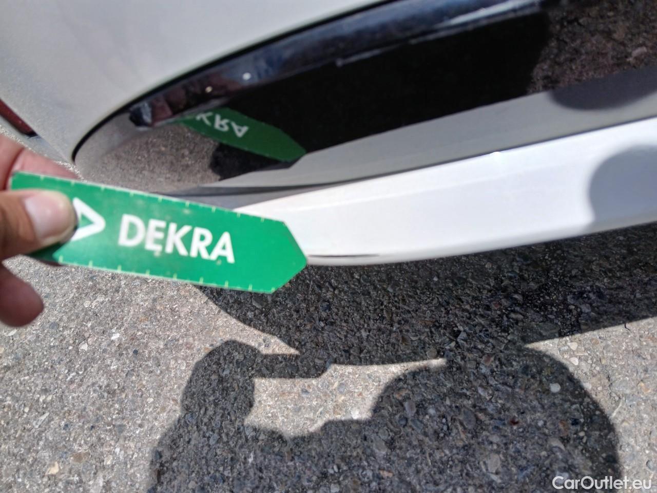  Toyota  Corolla TOYOTA  / 2019 / 5P / familiar 1.8 125H ACTIVE TECH E-CVT TOU SPORT #31