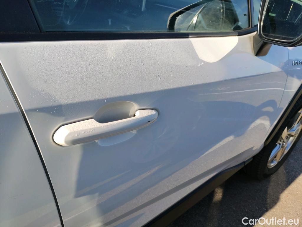  Toyota  RAV4 TOYOTA  / 2018 / 5P / todoterreno 2.5l 220H Advance #42